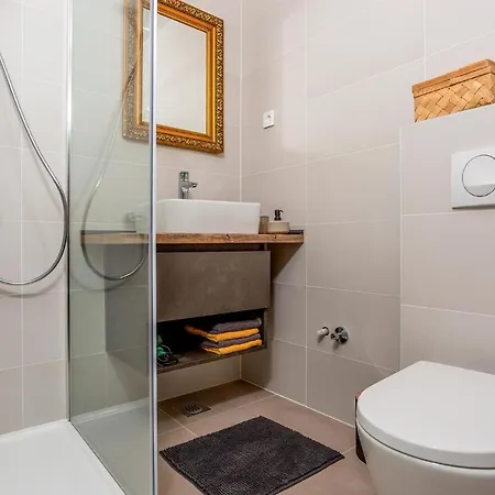 Cozy In Bogovici With Kitchen *